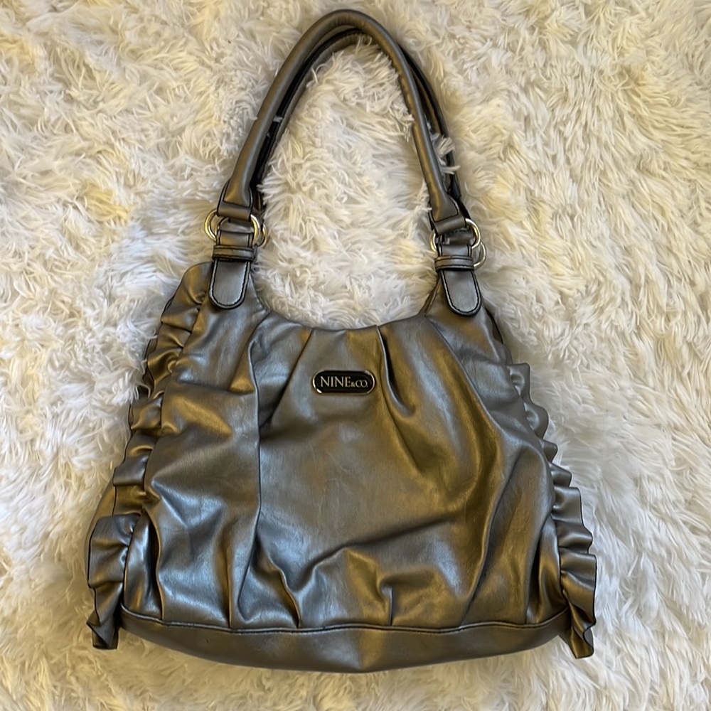 Nine & Co metallic silver medium shoulder bag